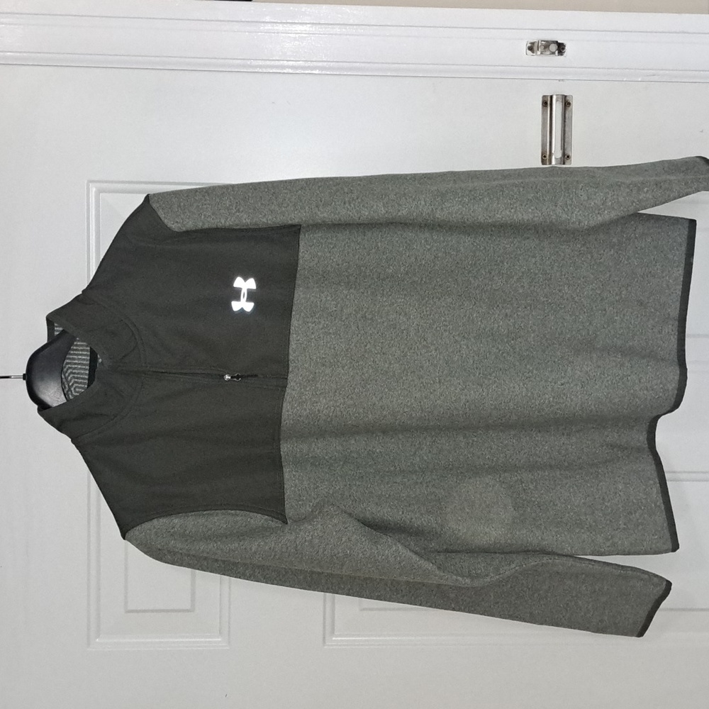 UNDER ARMOUR MEN'S SIZE MEDIUM COLD GEAR SWEATER OLIVE GREEN